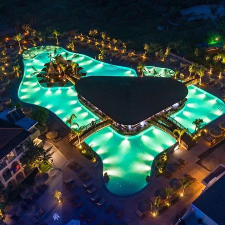 Letsos Hotel Аликанас Экстерьер фото