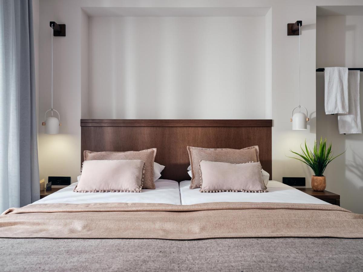 Letsos Hotel Аликанас Экстерьер фото