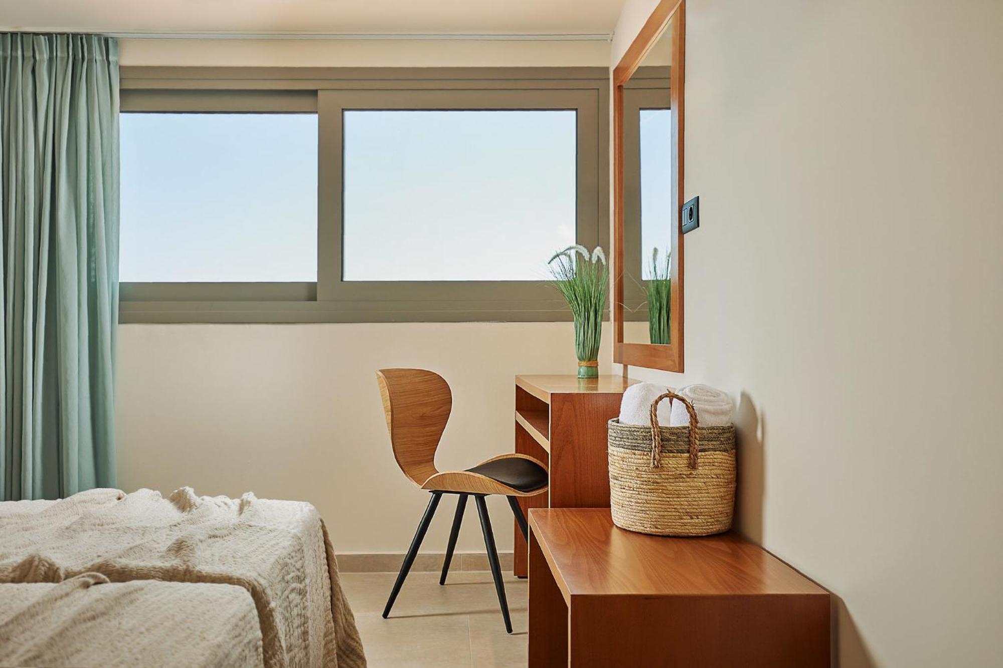 Letsos Hotel Аликанас Экстерьер фото