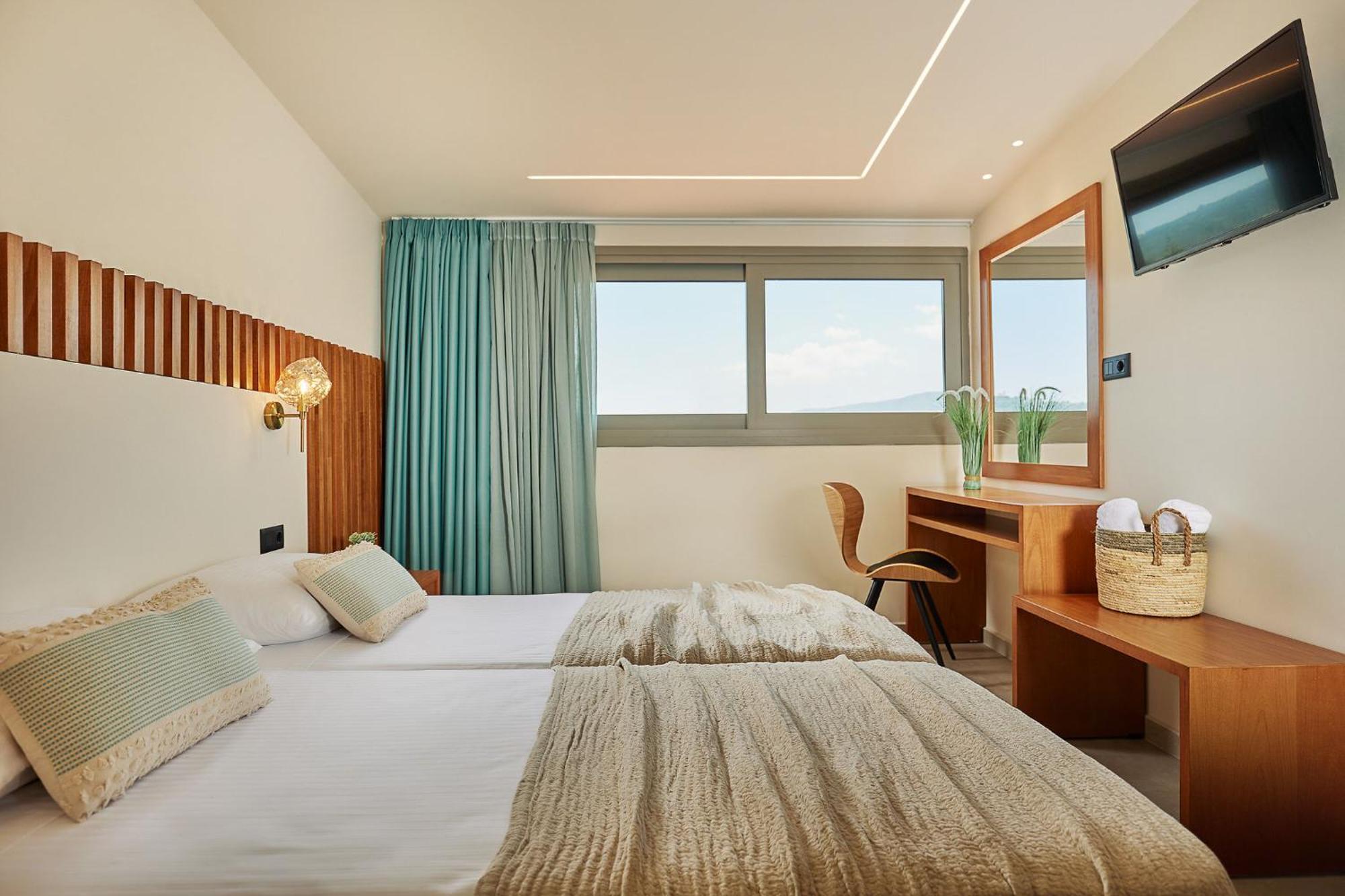 Letsos Hotel Аликанас Экстерьер фото
